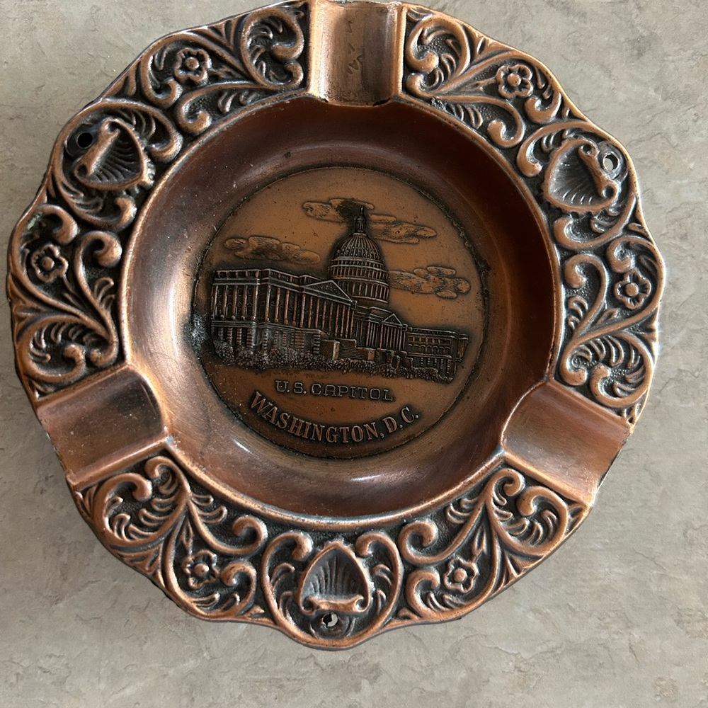 Vintage Washington D.C. U.S. Capital Copper Plated Ashtray